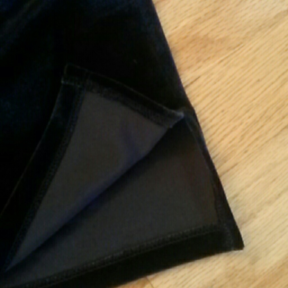 Black Velvet Racerback Tank Top - Picture 4 of 8
